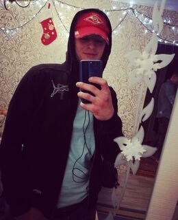 Неизвестно Неизвестно